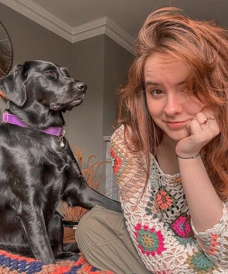 Laura Anne onlyfans fotos