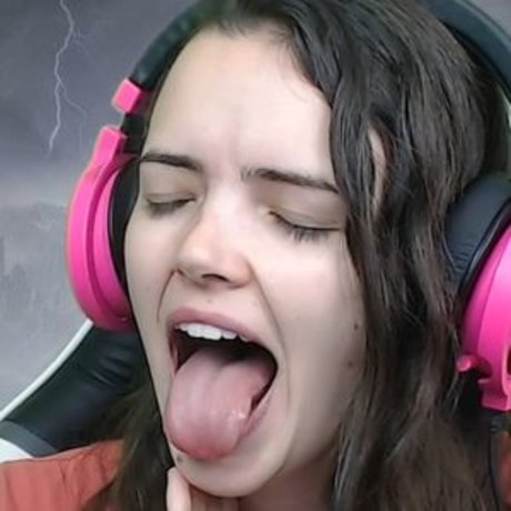 cheating hotwife onlyfans xxx candids