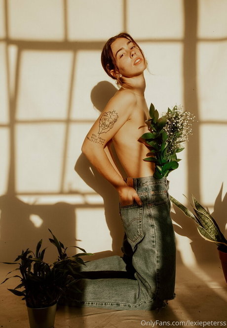 Lexiepeterss onlyfans sexy