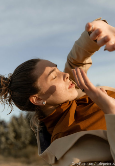 Lexiepeterss onlyfans nude