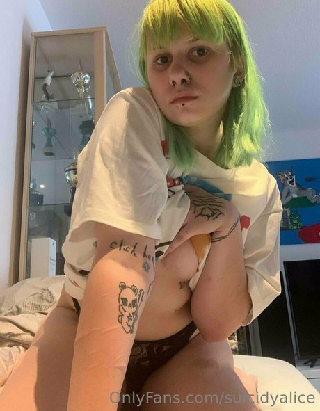 suicidyalice only fans content
