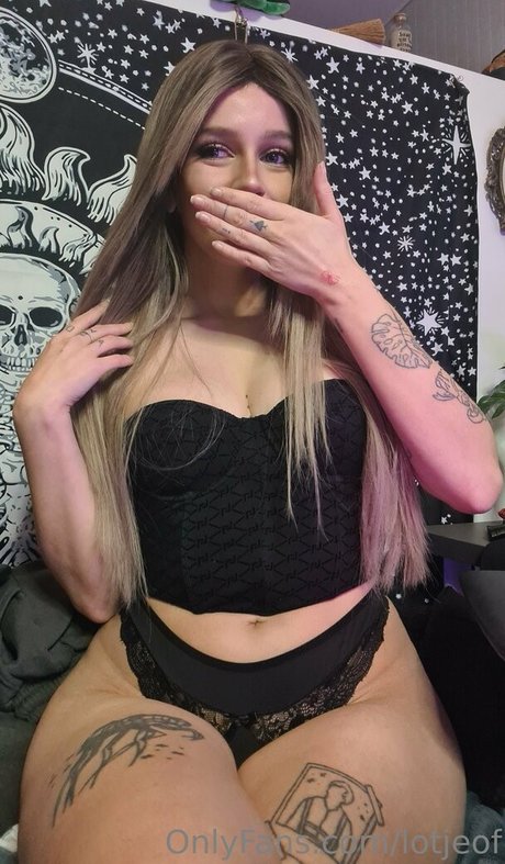 lotjeof only fans photos
