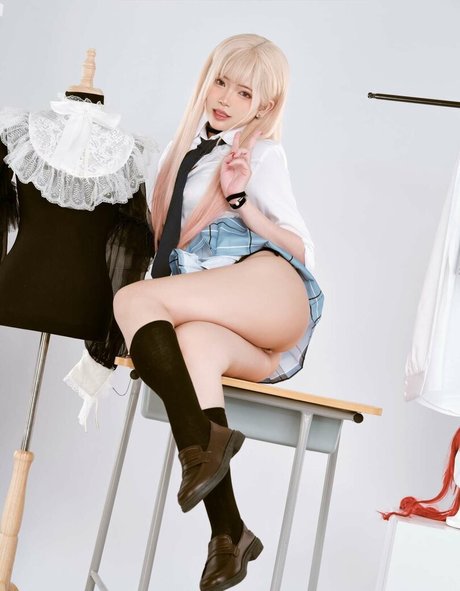 ZinieQ onlyfans nude pics