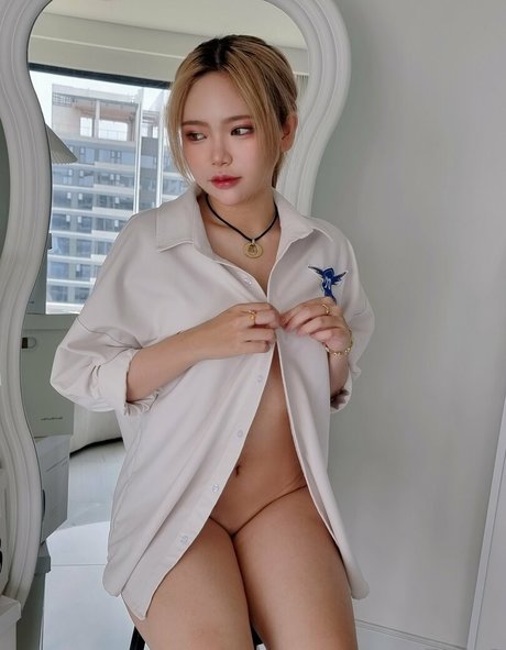 ZinieQ onlyfans nude pics