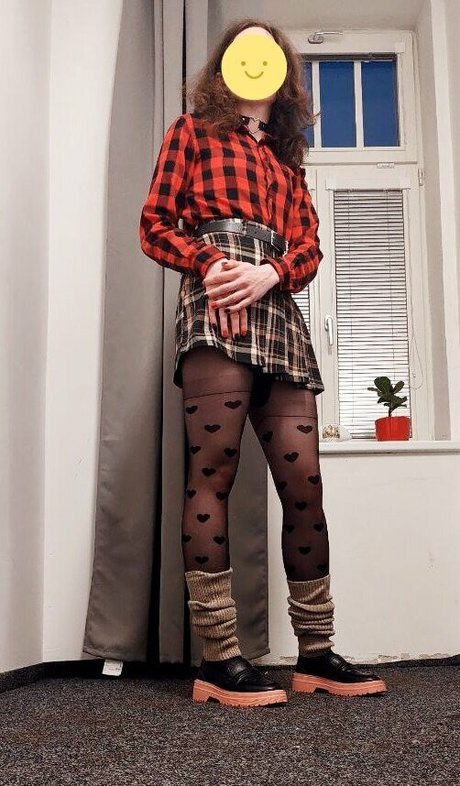 lucia cutie Profile pic