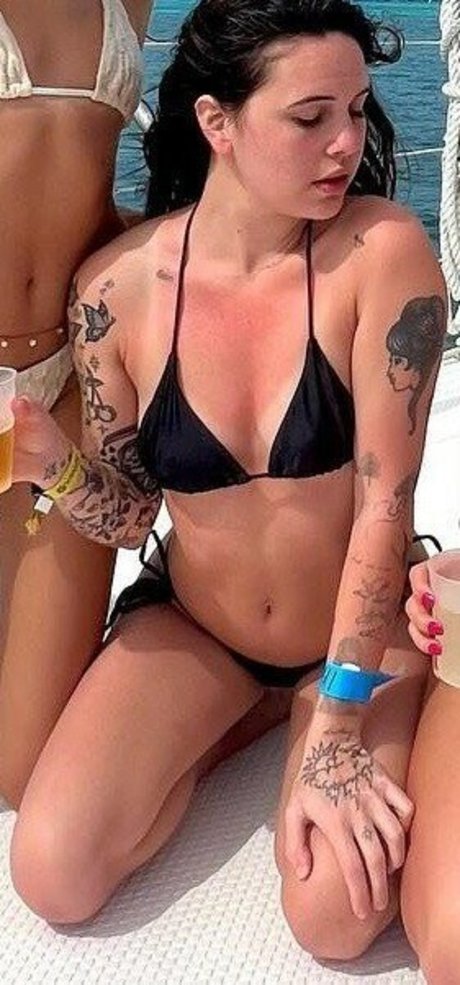 Bea Miller leaked onlyfans naked