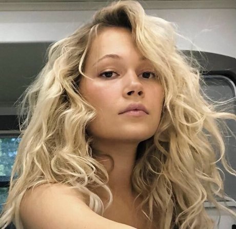 Kelli Berglund onlyfans nudes porn