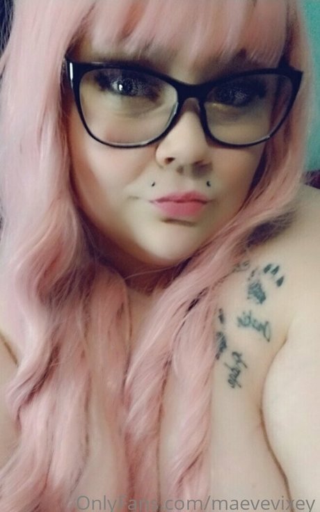 maevevixey onlyfans pictures