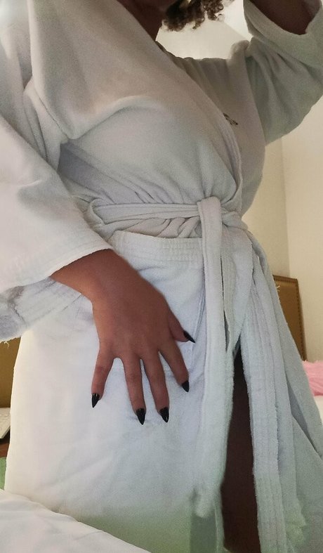 littleamorafr33 naked onlyfans