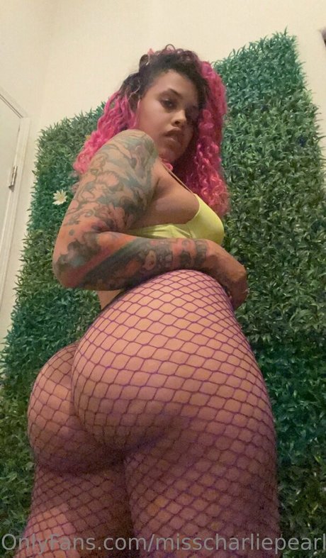 Miss Charlie Pearl onlyfans content