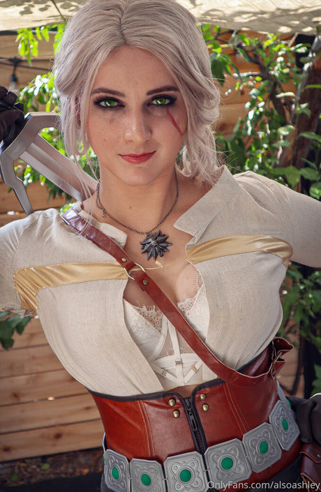 AlsoAshley onlyfans nude content