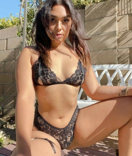 Nicolearanda onlyfans for free