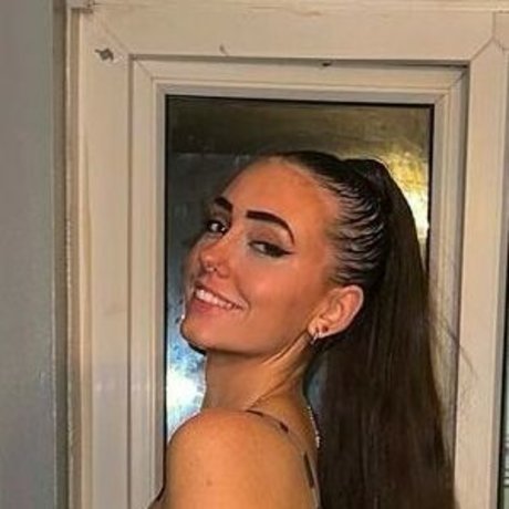 Lianna Gregory onlyfans nudes leaked