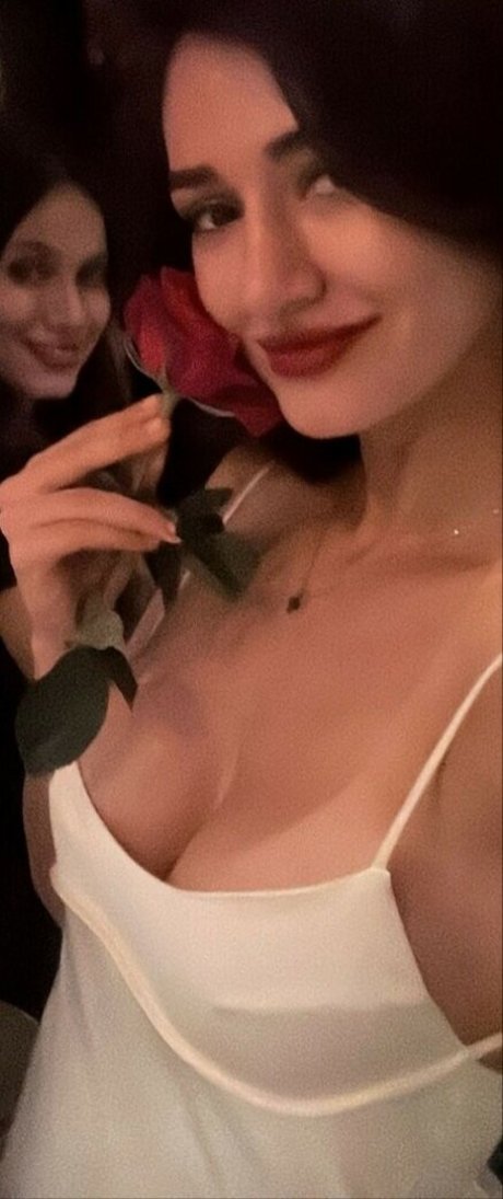 Disha Patani onlyfans sexy