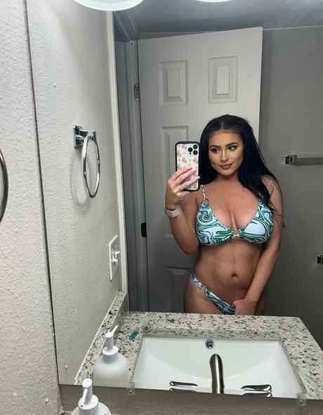 Silver Foxxx onlyfans nude photos