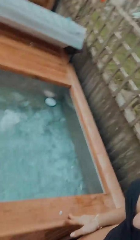 Tonia Buxton onlyfans leaks