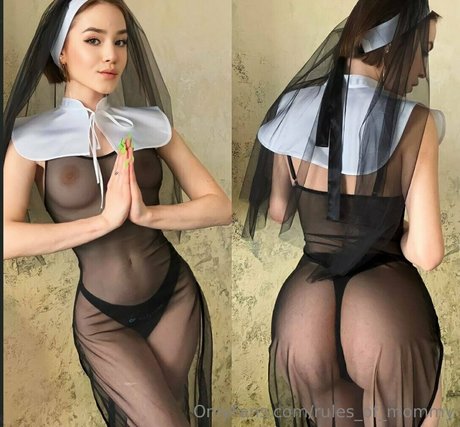 rules of mommy onlyfans tits