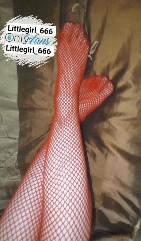 lxttlegirl 666 onlyfans photos