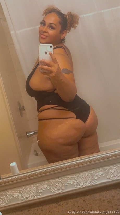 lolabooty111122 onlyfans leaked pics