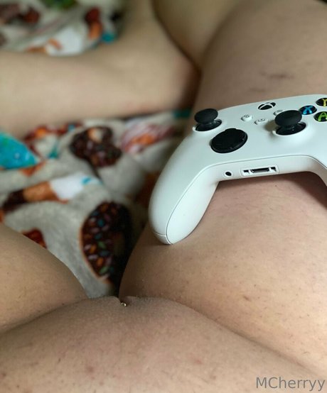 mcherryyy only fans leaks