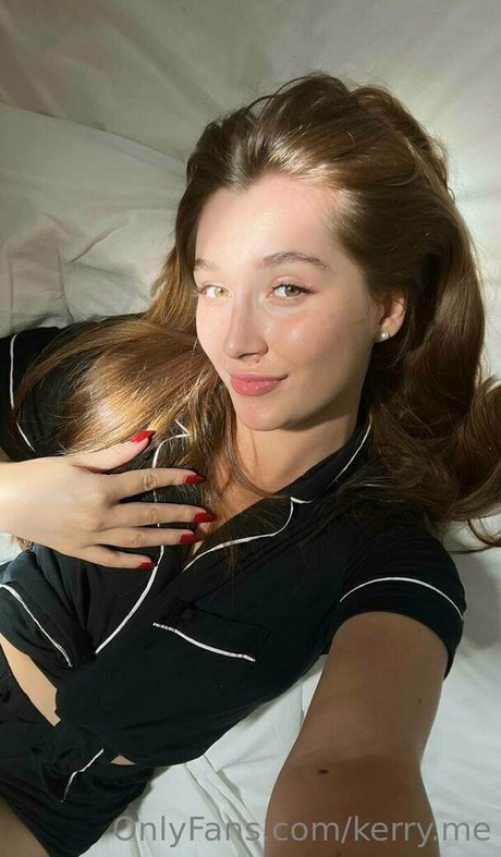 kerry me Profile pic