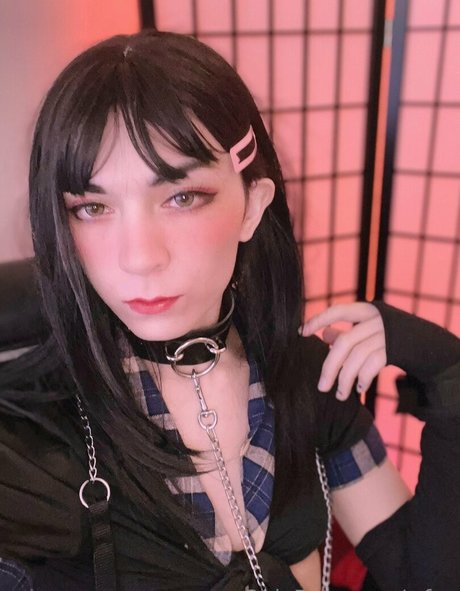 Rika Rae Fox onlyfans strip tease