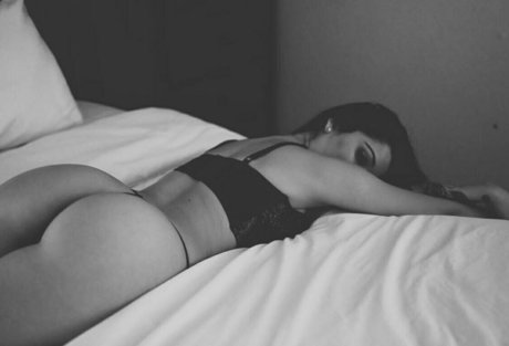 AliRosePB onlyfans nude