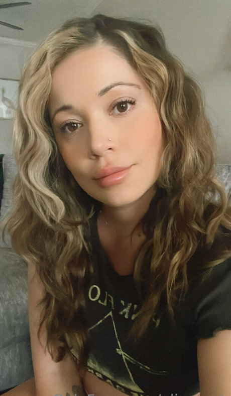 AliRosePB leaked onlyfans pictures