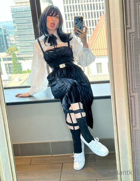 radiantkitsune leaked nude onlyfans