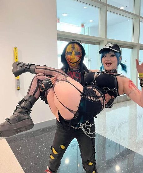 Succubus sushi Profile pic