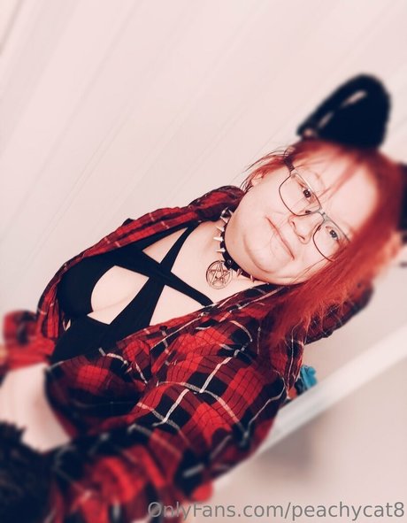 peachycat8 onlyfans.