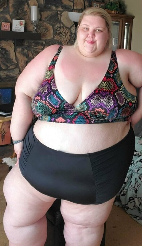 peachyg28 only fans leak nude