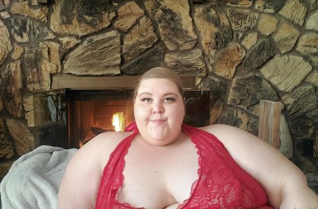 peachyg28 onlyfans sextape