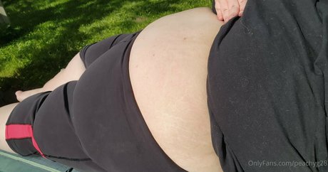 peachyg28 leaked onlyfans porn