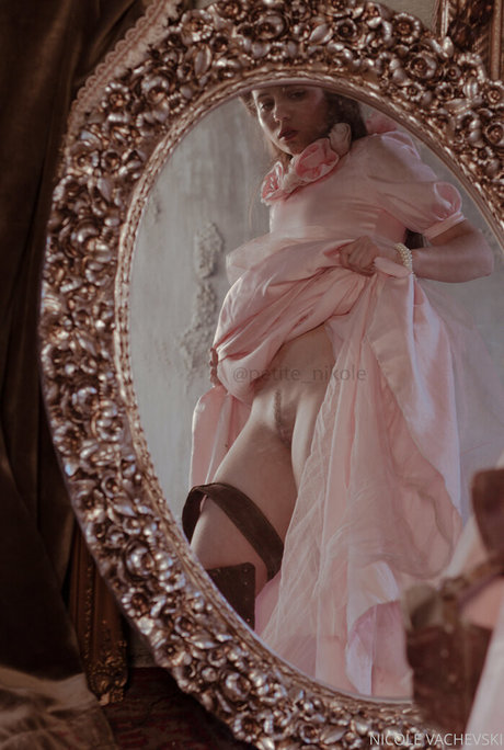 petitenikole xxx onlyfans