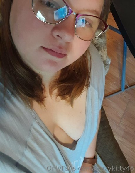 krazykitty45 naked leaked onlyfans