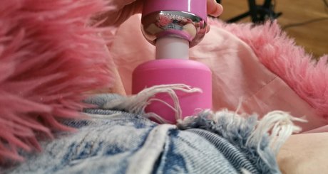 carlyraesummers onlyfans archives