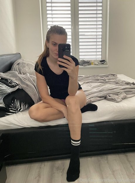 badsophiefree only fans leaked