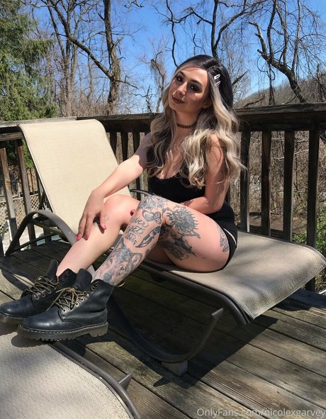 nicolexgarvey porn onlyfans