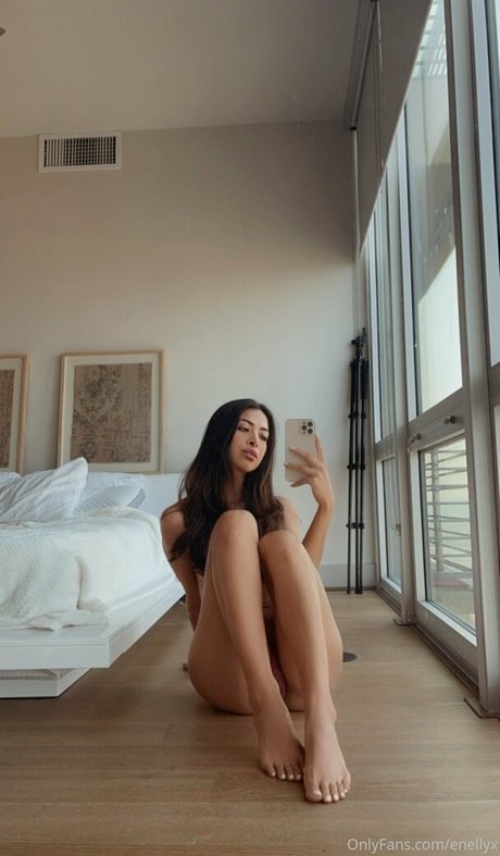 enellyx onlyfans porn nude