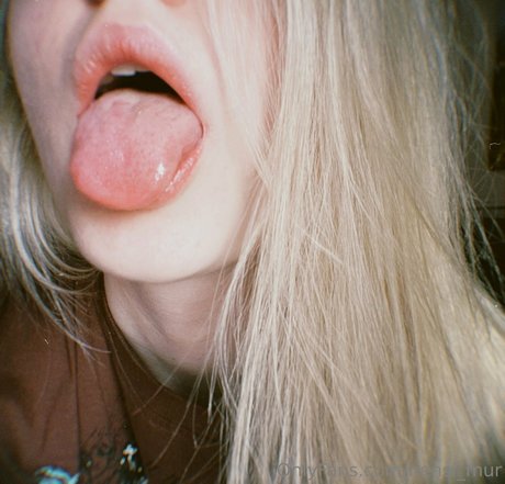 Nensi Mur Profile pic