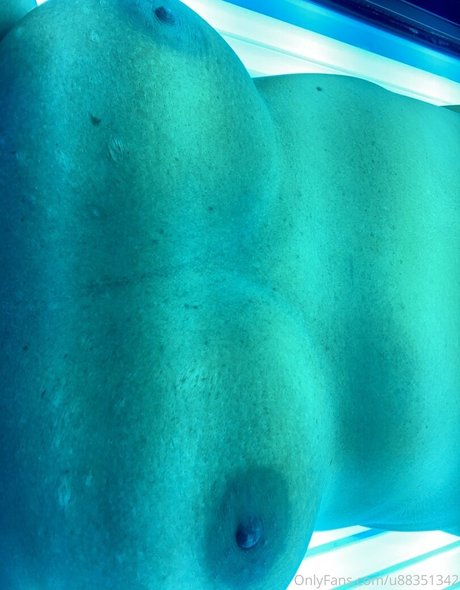 suggaprincxss onlyfans boobs