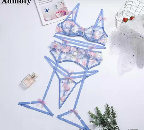 momokimlee nude only fans