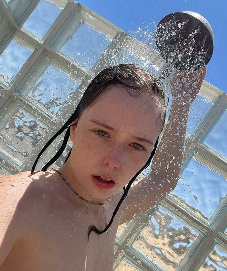 thestrawberrybutcher onlyfans leaked nude