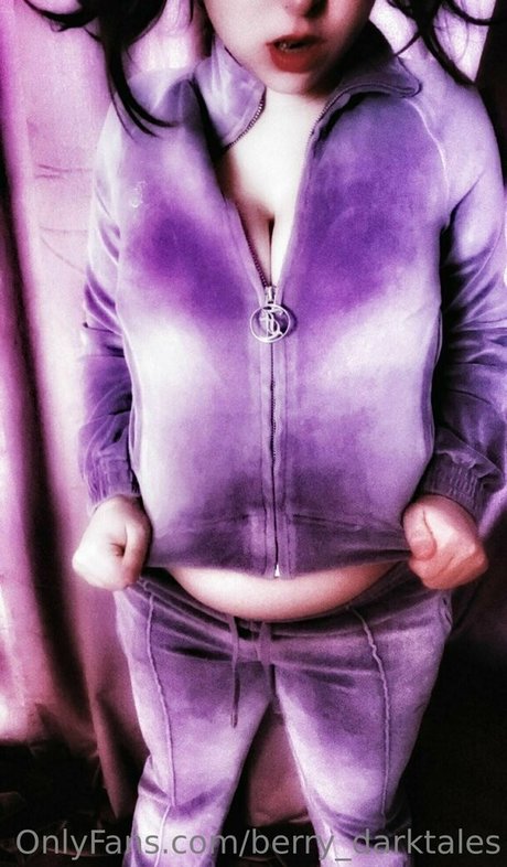 berry darktales onlyfans leaked.