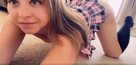 LoadsofLayla porn leaked onlyfans