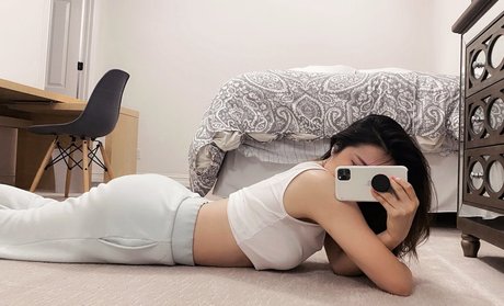 Plushys onlyfans model images