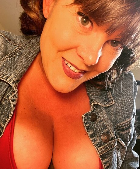 Rebecca Love naked onlyfans