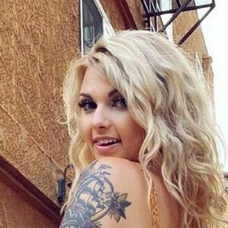 Evo Madi nude onlyfans