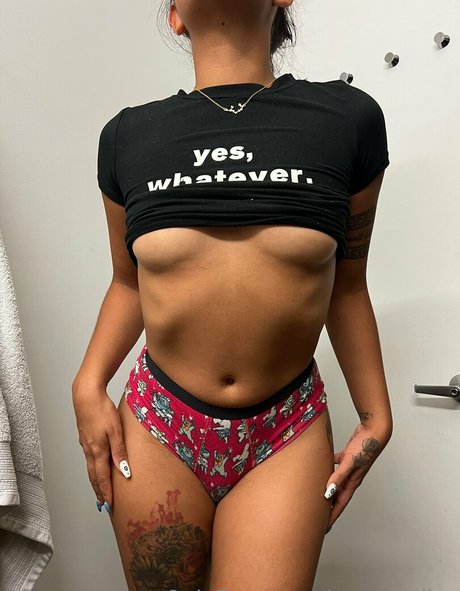 jazminediaz onlyfans naked